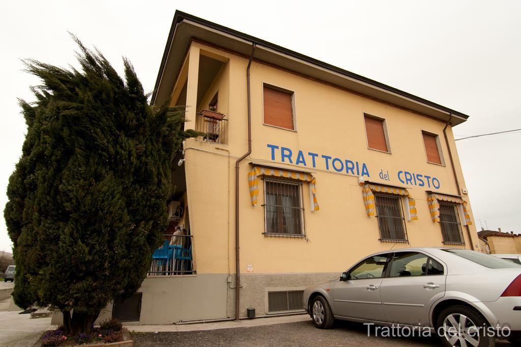 Affittacamere Trattoria Del Cristo Ospedaletto Lodigiano Exterior foto